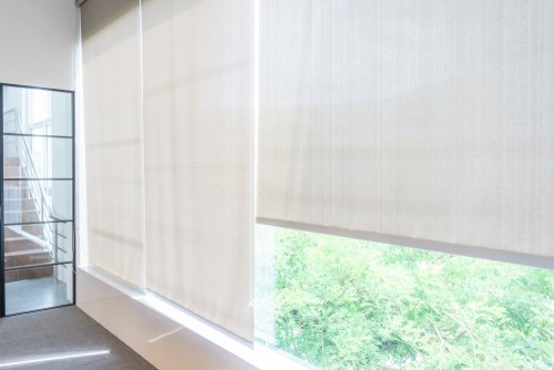 Window Blinds VS Curtains - Which Is Better? 